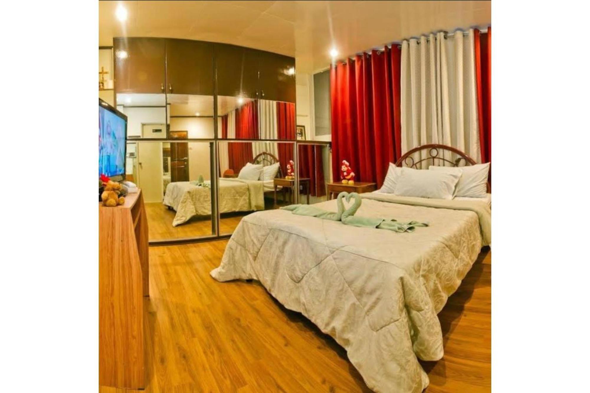 Oyo 880 Flores De Musa Inn Puerto Princesa Ngoại thất bức ảnh