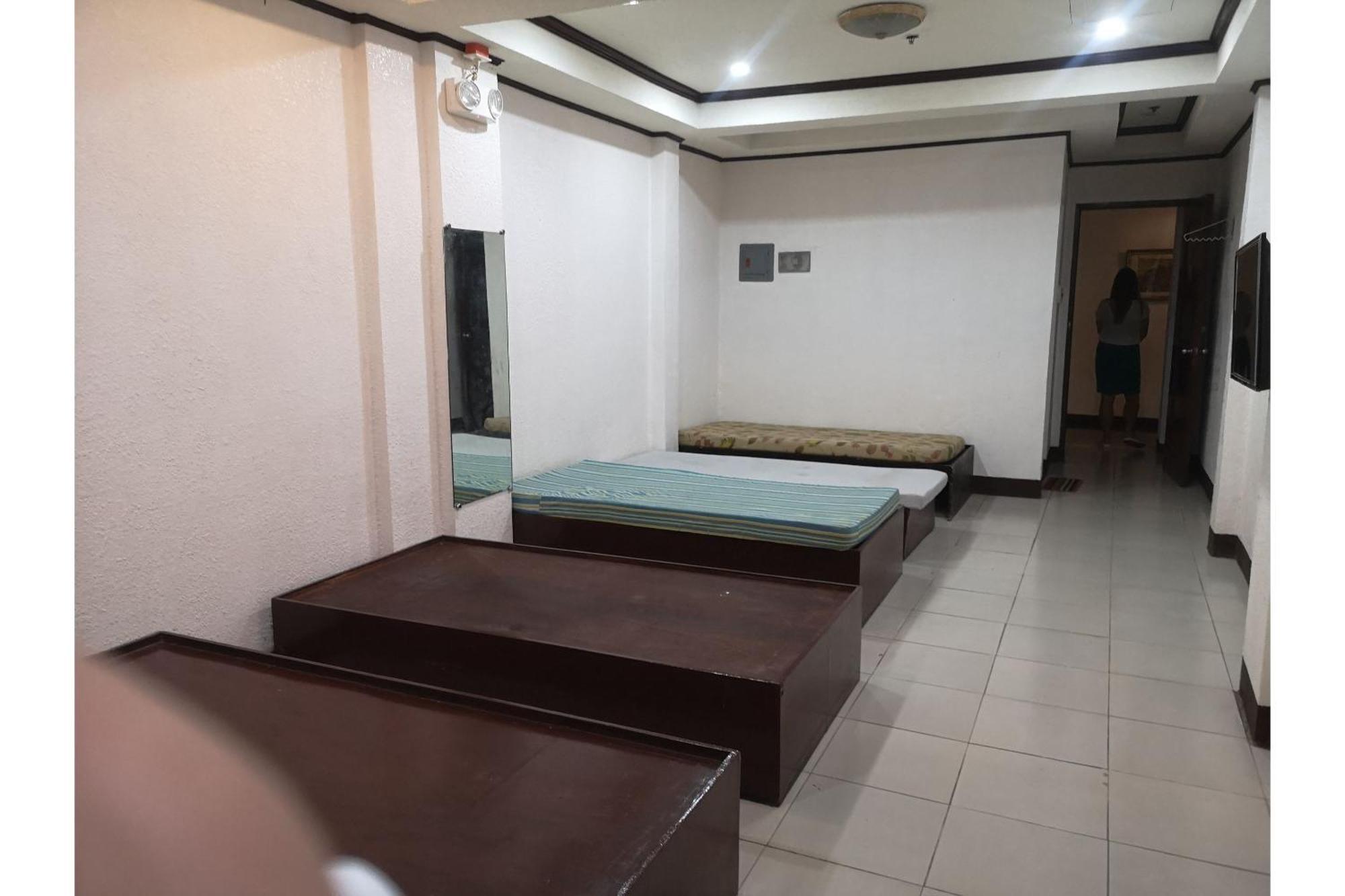Oyo 880 Flores De Musa Inn Puerto Princesa Ngoại thất bức ảnh