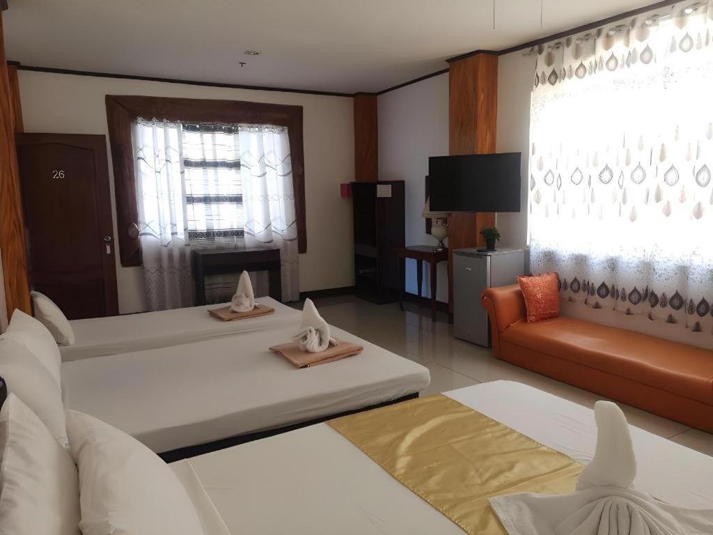 Oyo 880 Flores De Musa Inn Puerto Princesa Ngoại thất bức ảnh