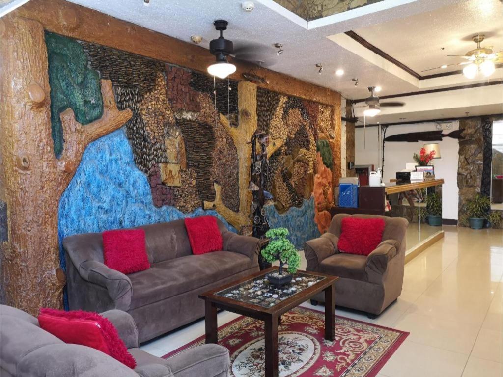 Oyo 880 Flores De Musa Inn Puerto Princesa Ngoại thất bức ảnh