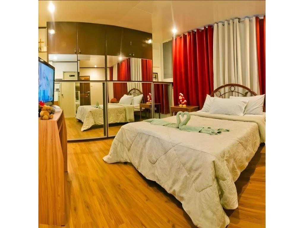 Oyo 880 Flores De Musa Inn Puerto Princesa Ngoại thất bức ảnh