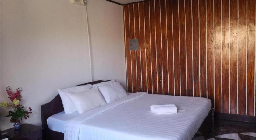 Oyo 880 Flores De Musa Inn Puerto Princesa Ngoại thất bức ảnh